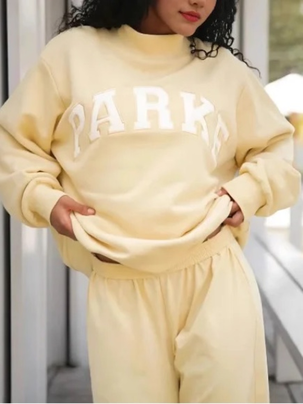 Parke Varsity Mockneck - Peel yellow nwt